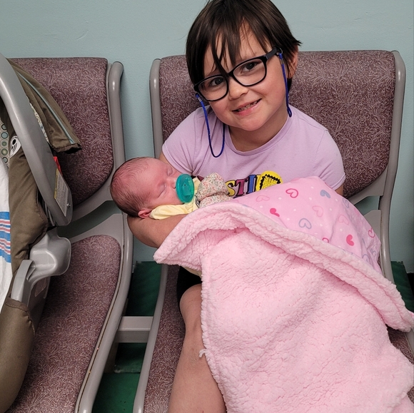 Meet your Posher, Hope Aubrey - Picture 12 of 16